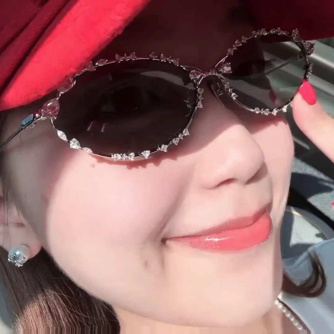 Chanel香奈儿 2025韩版新款时尚镶钻蝴蝶结纯欲风高智猫眼网红女素颜Y2K软妹眼镜框