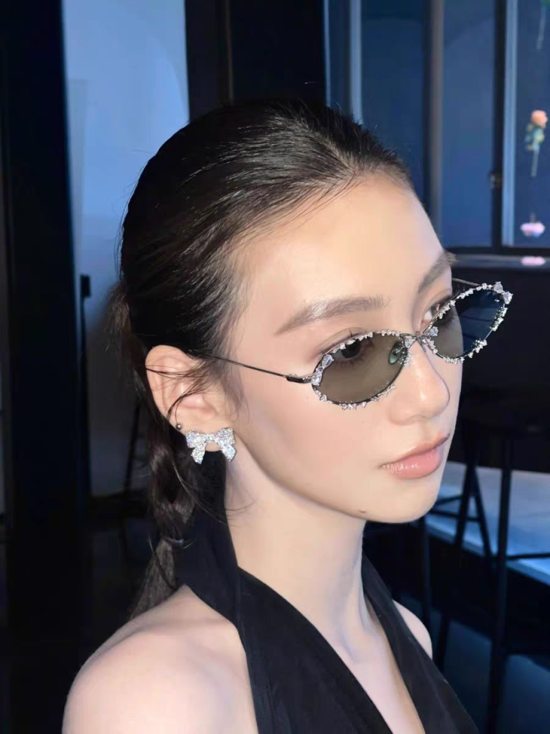 Chanel香奈儿 2025韩版新款时尚镶钻蝴蝶结纯欲风高智猫眼网红女素颜Y2K软妹眼镜框