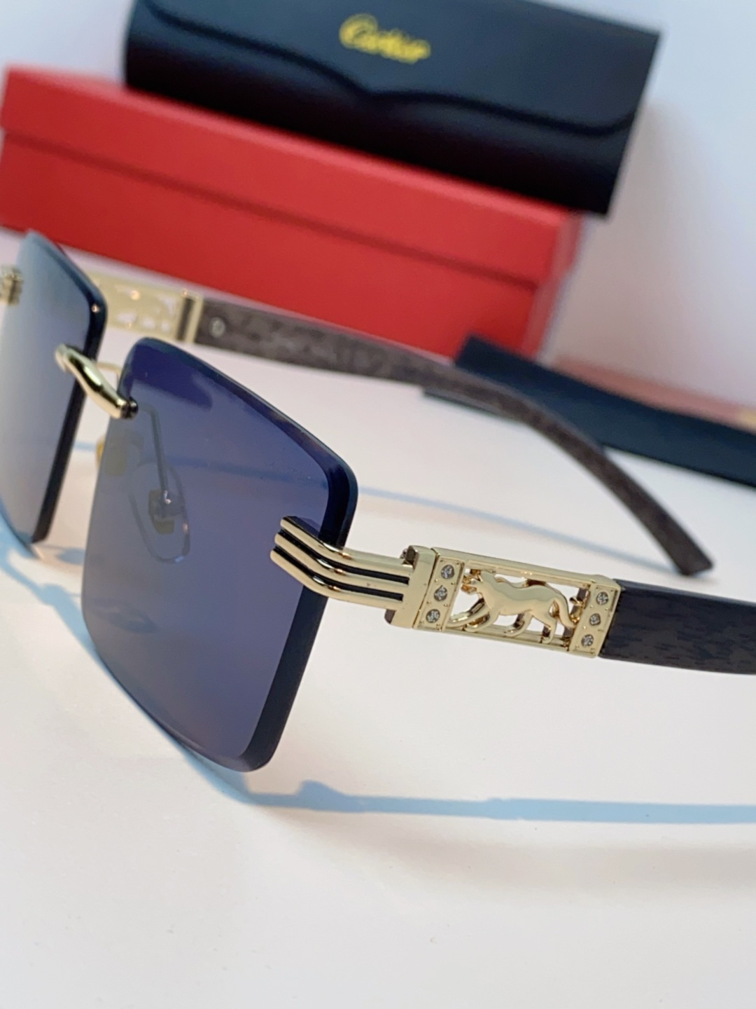 Cartier卡地亚 2025新款欧美明星复古潮流方形无框切边墨镜男女潮网红个性糖果色太阳眼镜