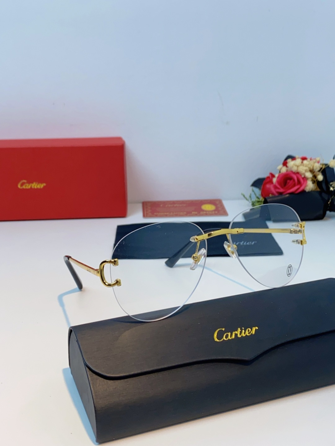 Cartier卡地亚 2025新款王安宇同款百搭椭圆形老钱风无框墨镜男潮高级感无边框太阳眼镜男女通用