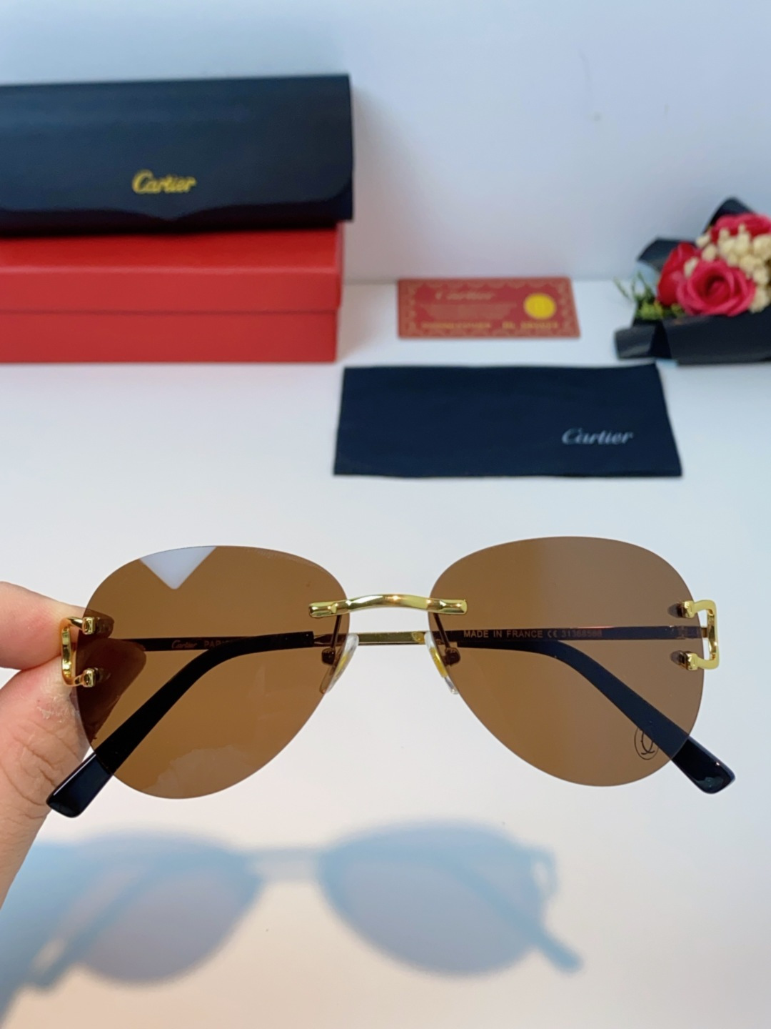 Cartier卡地亚 2025新款王安宇同款百搭椭圆形老钱风无框墨镜男潮高级感无边框太阳眼镜男女通用