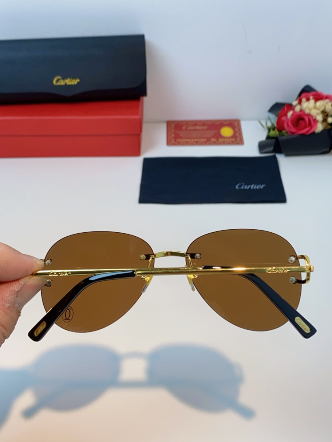 Cartier卡地亚 2025新款王安宇同款百搭椭圆形老钱风无框墨镜男潮高级感无边框太阳眼镜男女通用