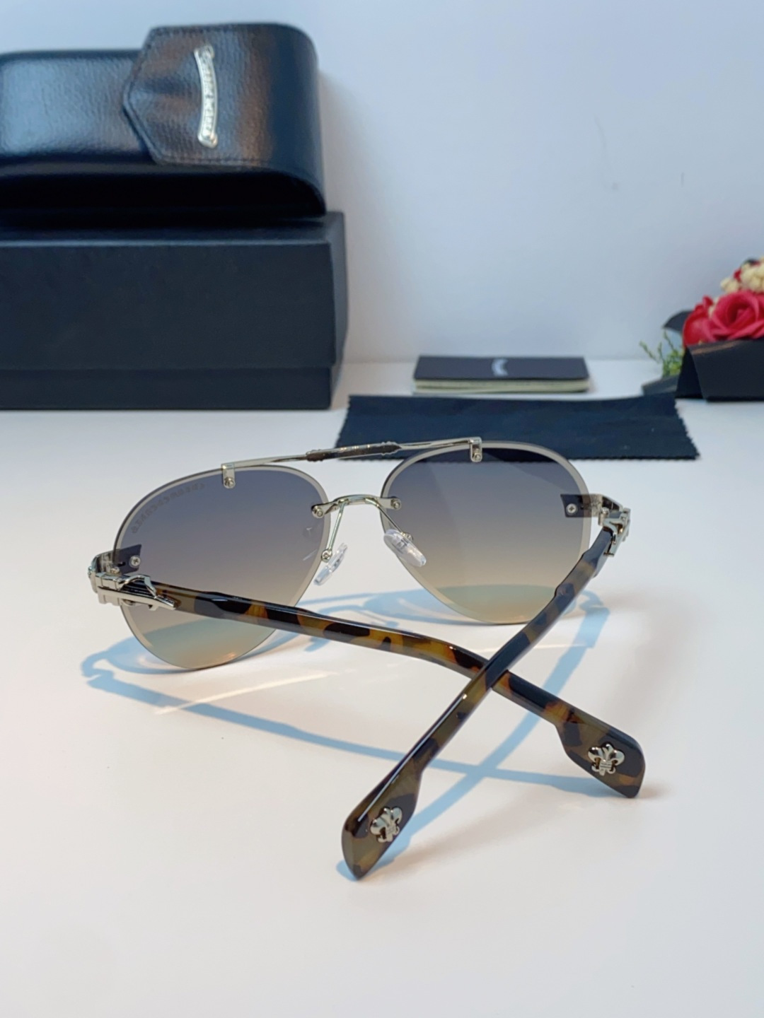 Chrome Hearts克罗心 2025新眼镜渐变偏光太阳镜男双梁飞行员大框时尚遮阳无框男士墨镜