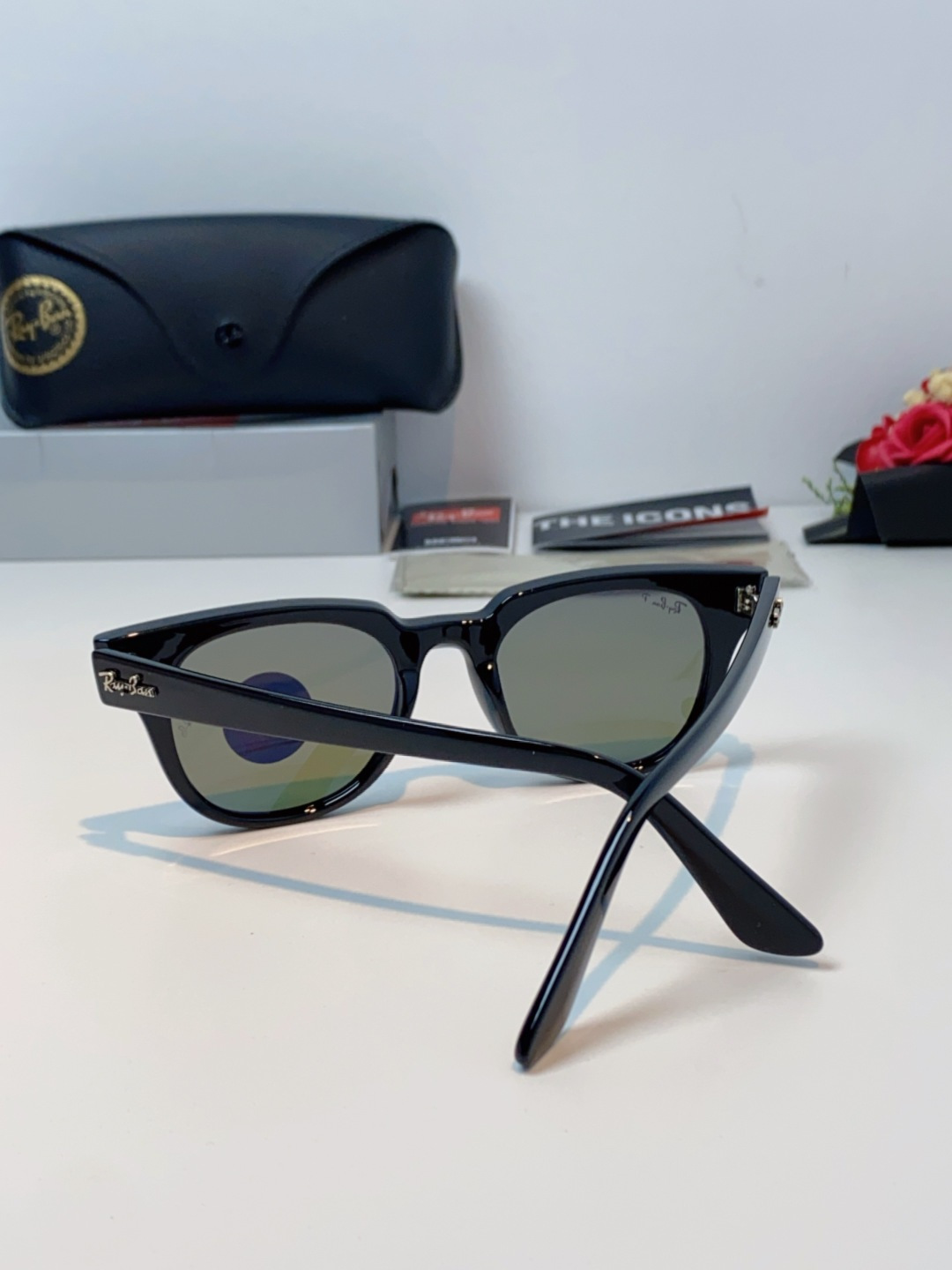 RayBan雷朋 太阳镜 2025新款潮流开车出游方形遮阳墨镜 时尚偏光镜片 男女通用 RB2193P 