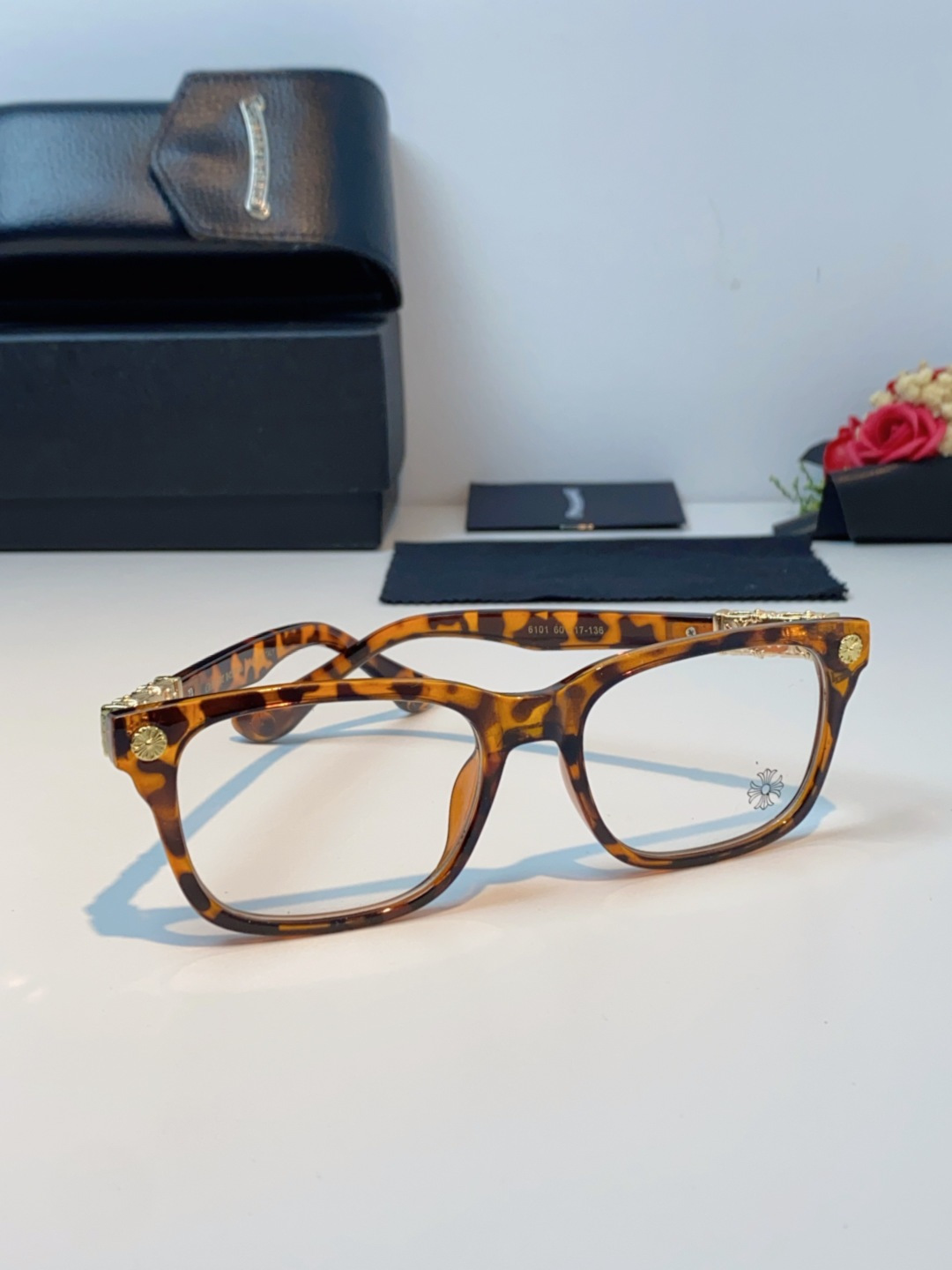 Chrome Hearts克罗心 2025新款经典十字花徽标平光镜眼镜框光学镜架男女近视眼镜