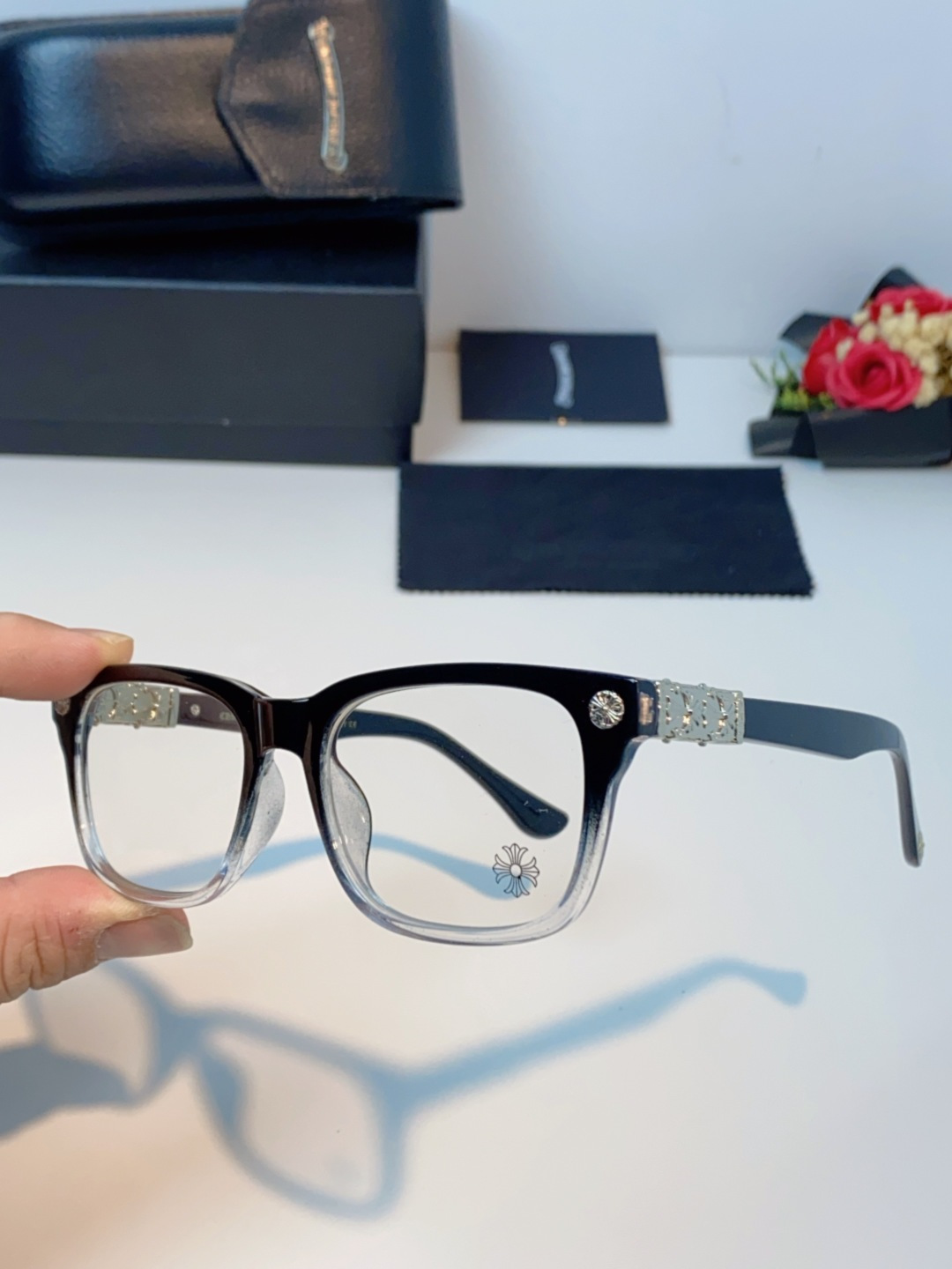 Chrome Hearts克罗心 2025新款经典十字花徽标平光镜眼镜框光学镜架男女近视眼镜