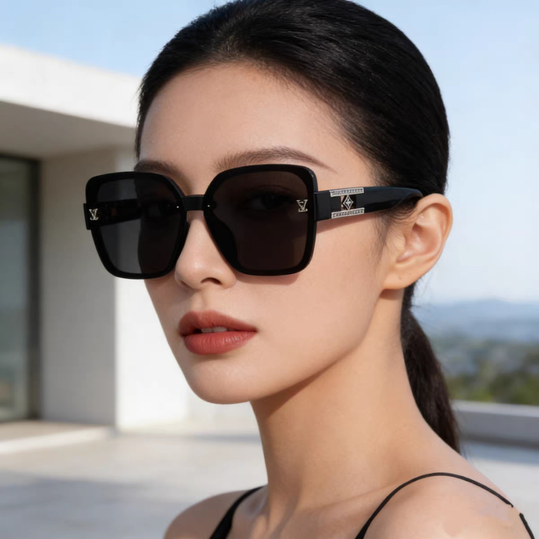 LouisVuitton路易威登 2025新款眼镜偏光镜女士时尚阳镜印花腿墨镜