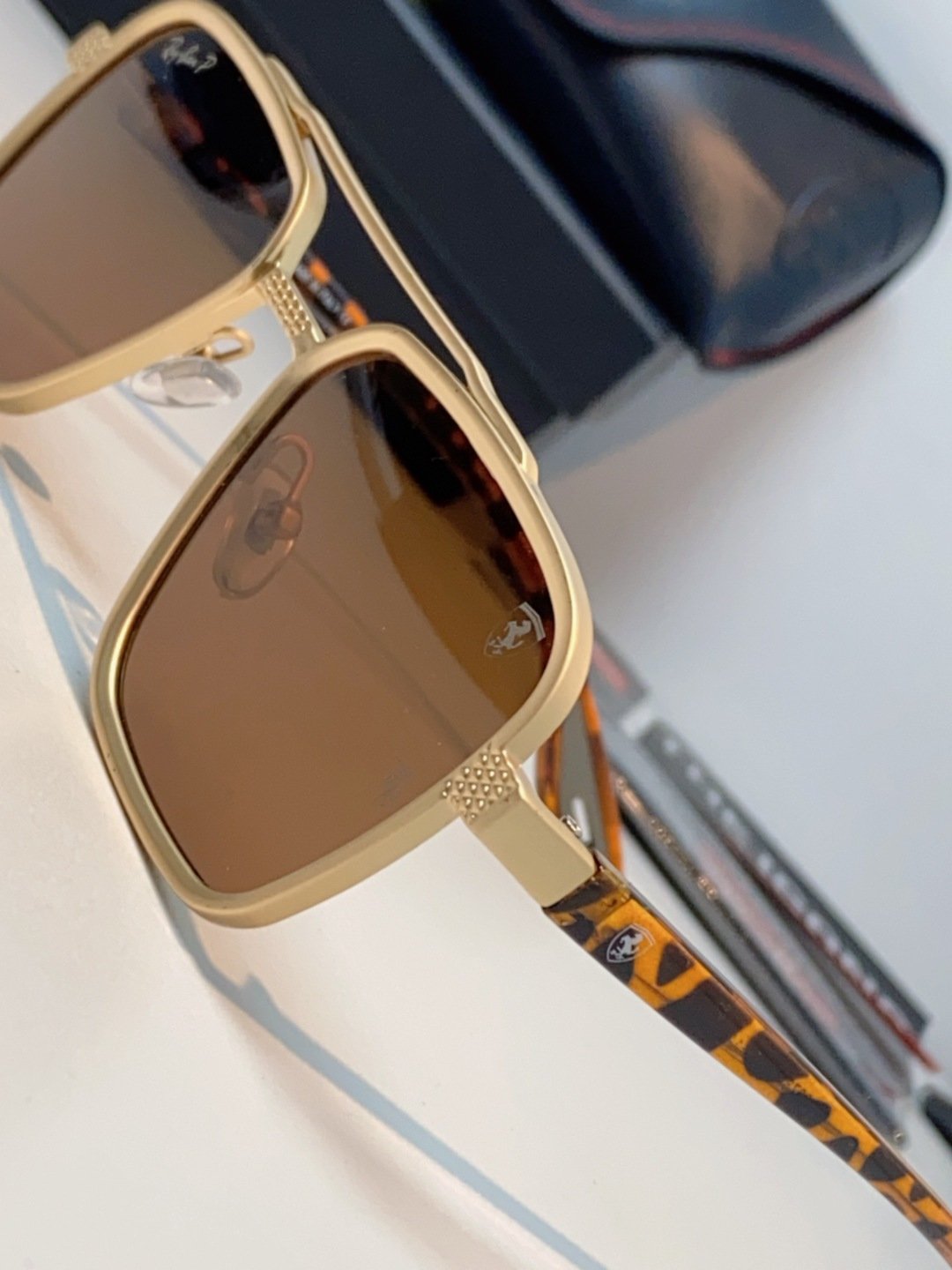 RayBan雷朋法拉利联名款 2025新款联名系列 欧美风潮流双梁偏光防强光太阳眼镜男文艺复古出行街拍方