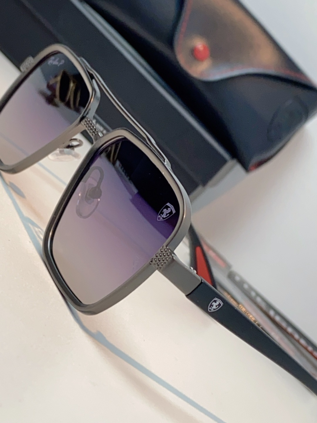 RayBan雷朋法拉利联名款 2025新款联名系列 欧美风潮流双梁偏光防强光太阳眼镜男文艺复古出行街拍方