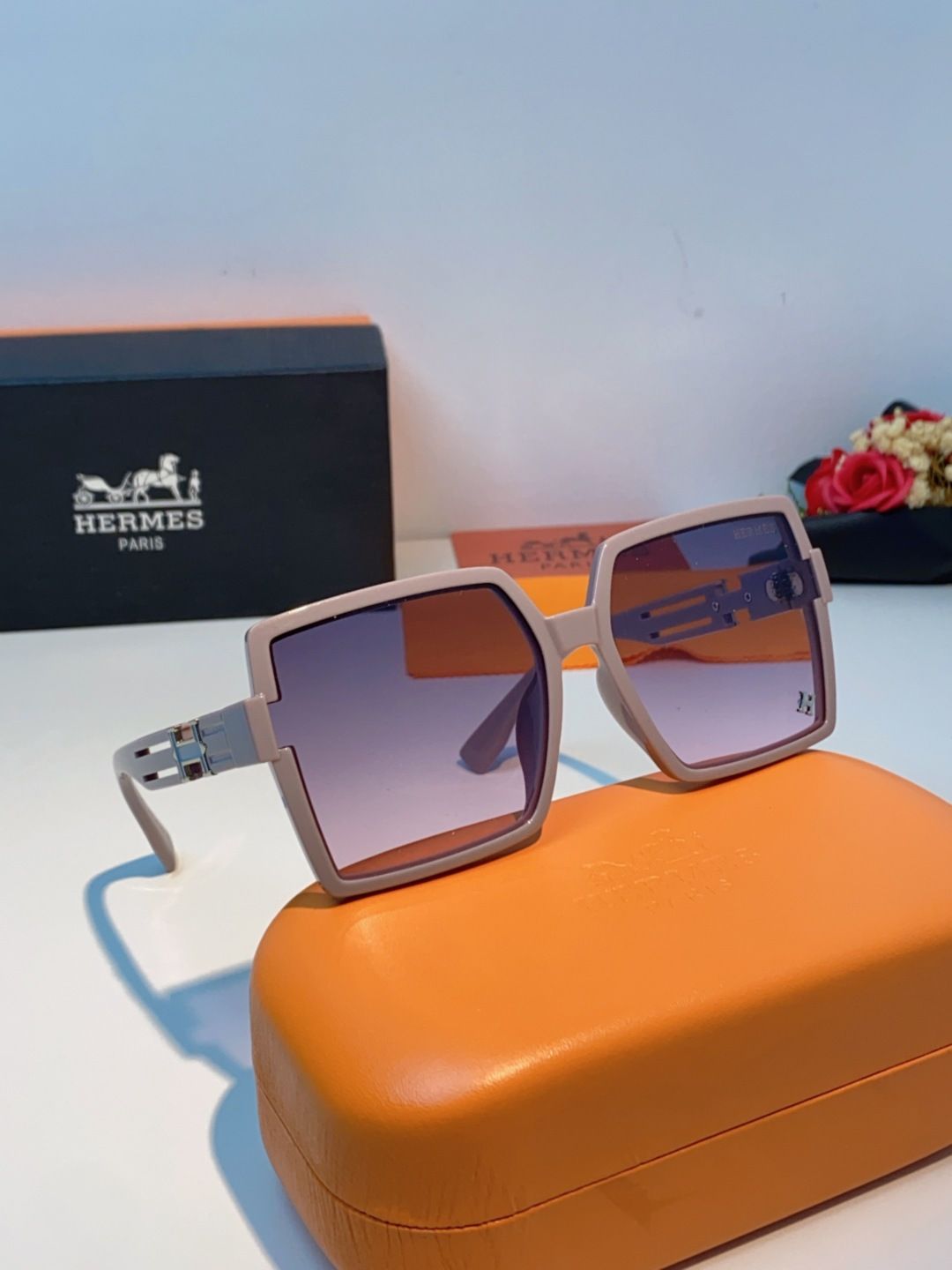 Hermes爱马仕 2025春夏新品韩版大框方形墨镜女高级感个性宽腿太阳镜男士遮阳镜