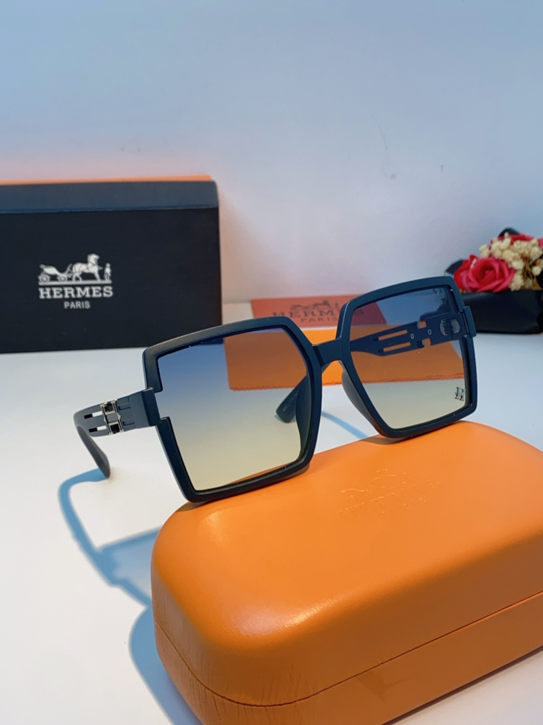 Hermes爱马仕 2025春夏新品韩版大框方形墨镜女高级感个性宽腿太阳镜男士遮阳镜