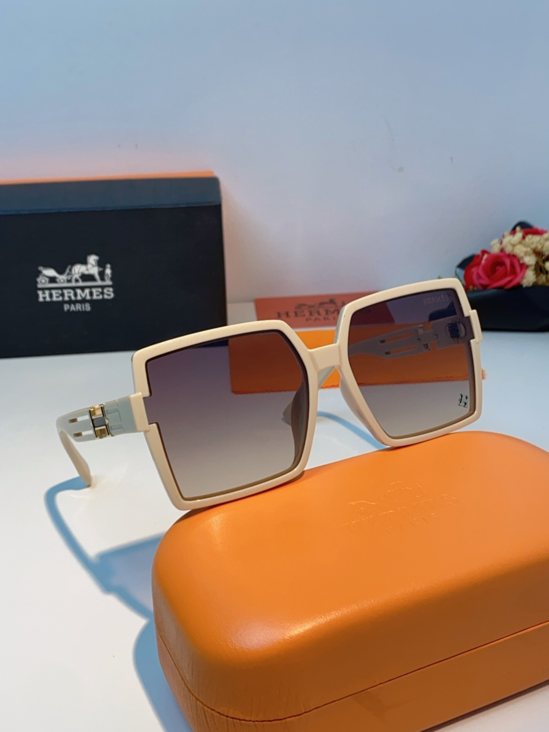 Hermes爱马仕 2025春夏新品韩版大框方形墨镜女高级感个性宽腿太阳镜男士遮阳镜