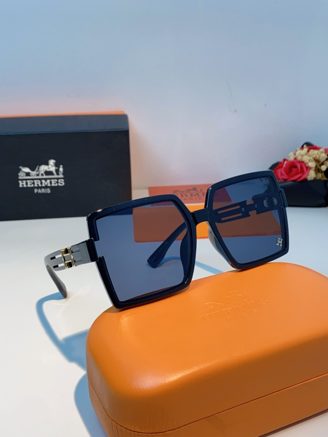 Hermes爱马仕 2025春夏新品韩版大框方形墨镜女高级感个性宽腿太阳镜男士遮阳镜