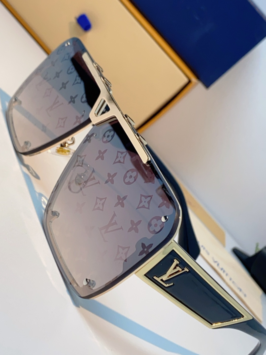 LOUIS VUITTON路易威登 2025LV新款太阳镜金属方形大框太阳眼镜男士2615U时尚圆脸显瘦