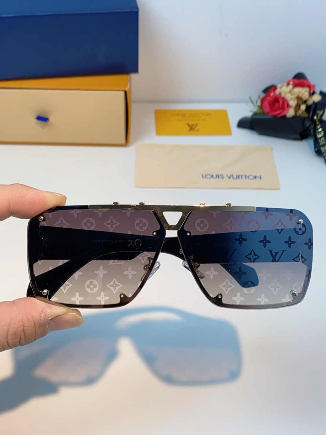 LOUIS VUITTON路易威登 2025LV新款太阳镜金属方形大框太阳眼镜男士2615U时尚圆脸显瘦