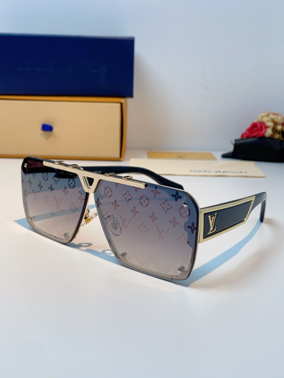 LOUIS VUITTON路易威登 2025LV新款太阳镜金属方形大框太阳眼镜男士2615U时尚圆脸显瘦