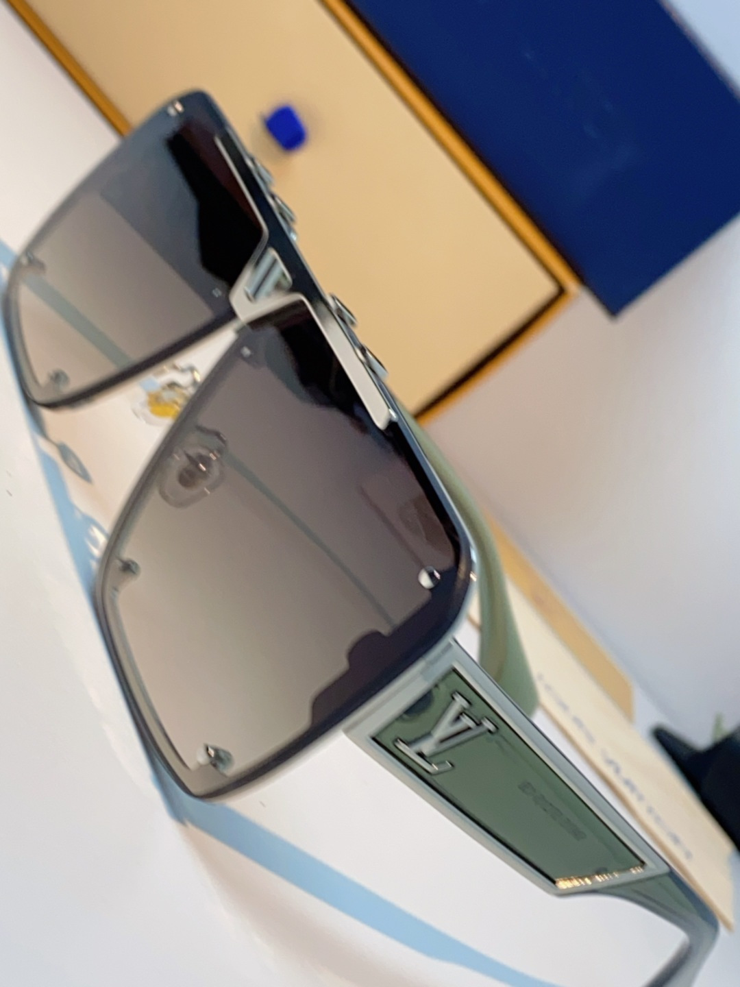 LOUIS VUITTON路易威登 2025LV新款太阳镜金属方形大框太阳眼镜男士2615U时尚圆脸显瘦