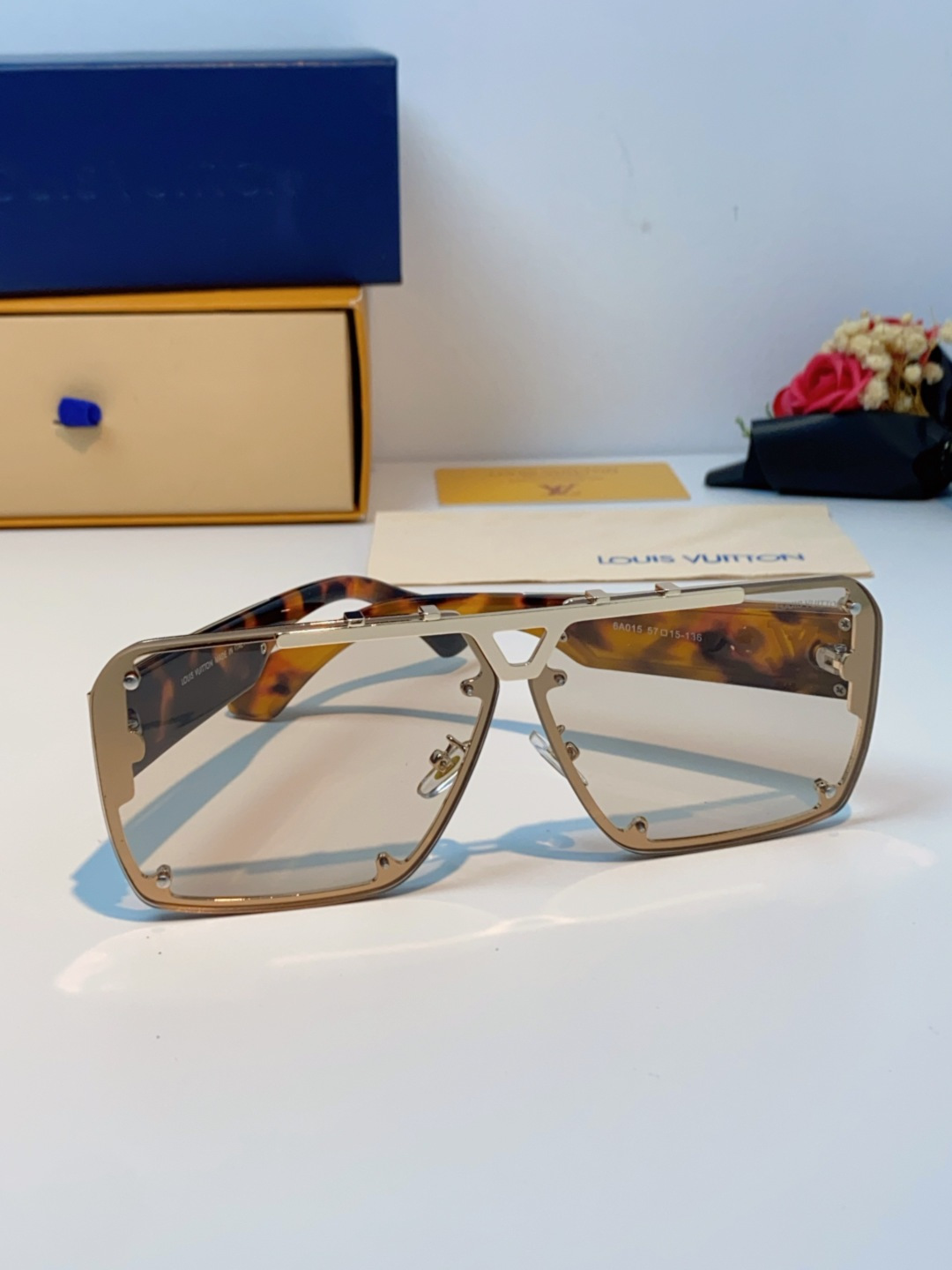 LOUIS VUITTON路易威登 2025LV新款太阳镜金属方形大框太阳眼镜男士2615U时尚圆脸显瘦