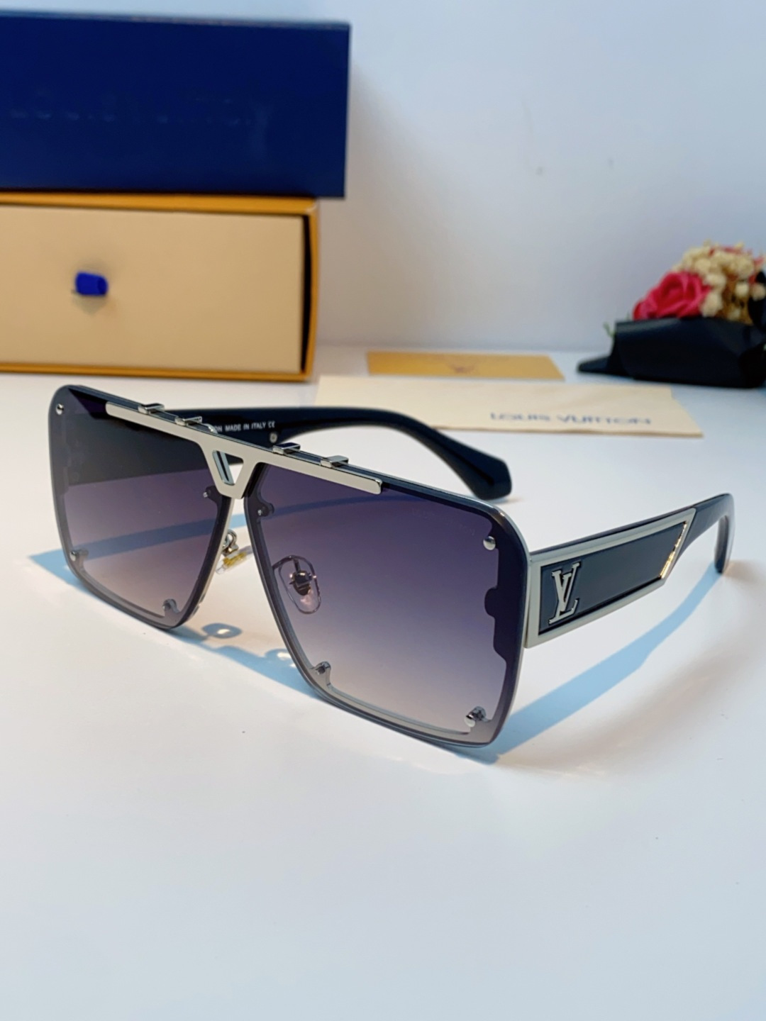 LOUIS VUITTON路易威登 2025LV新款太阳镜金属方形大框太阳眼镜男士2615U时尚圆脸显瘦