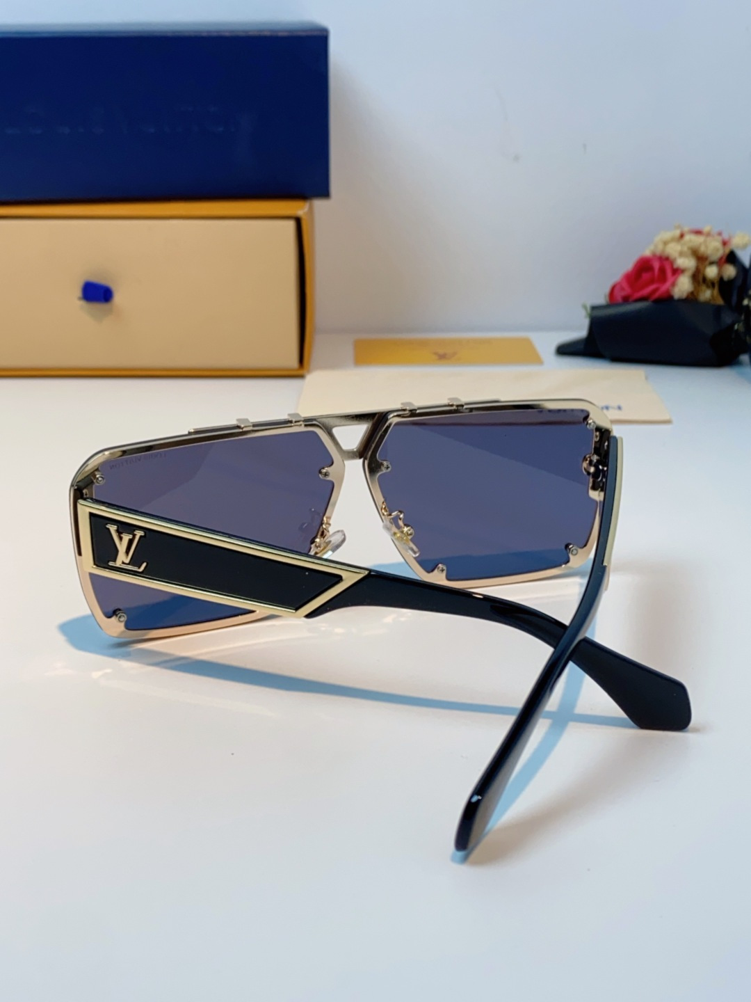 LOUIS VUITTON路易威登 2025LV新款太阳镜金属方形大框太阳眼镜男士2615U时尚圆脸显瘦