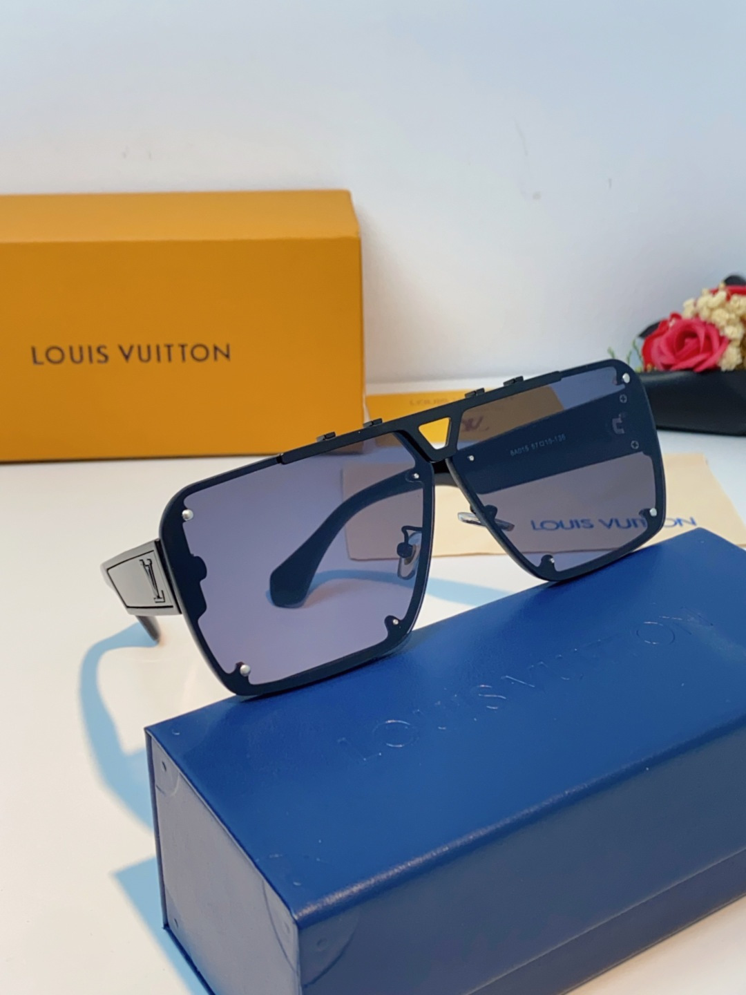 LOUIS VUITTON路易威登 2025LV新款太阳镜金属方形大框太阳眼镜男士2615U时尚圆脸显瘦