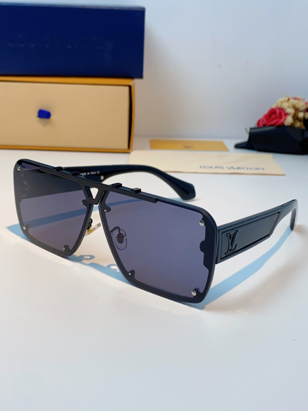 LOUIS VUITTON路易威登 2025LV新款太阳镜金属方形大框太阳眼镜男士2615U时尚圆脸显瘦