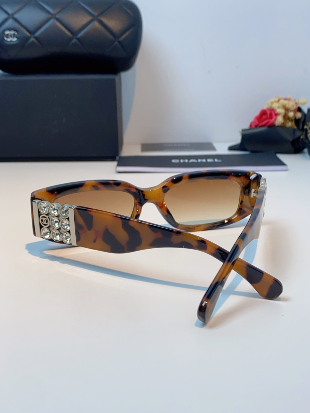 Chanel香奈儿 2025新款转运珠镜腿个性墨镜男女遮阳防晒太阳眼镜方圆长脸显瘦