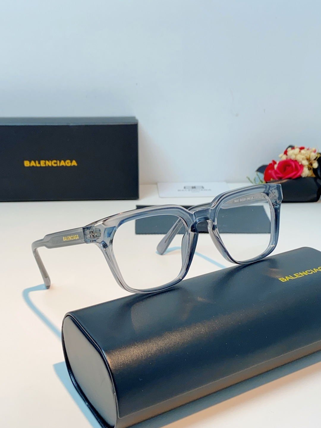 BALENCIAGA巴黎世家 2026新款多边形眼镜框男女潮可配近视防蓝光韩版复古时尚 男女通用
