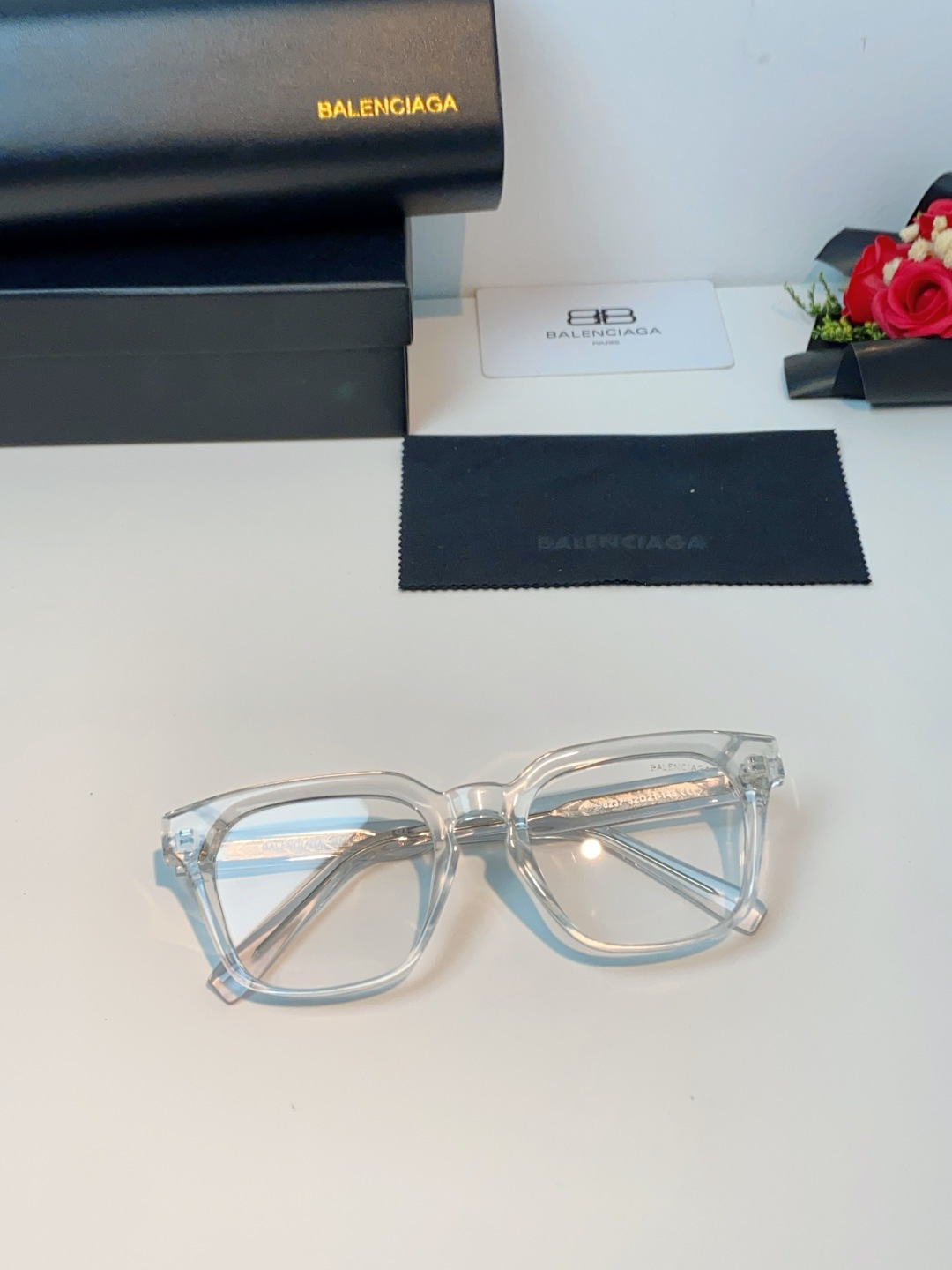 BALENCIAGA巴黎世家 2026新款多边形眼镜框男女潮可配近视防蓝光韩版复古时尚 男女通用