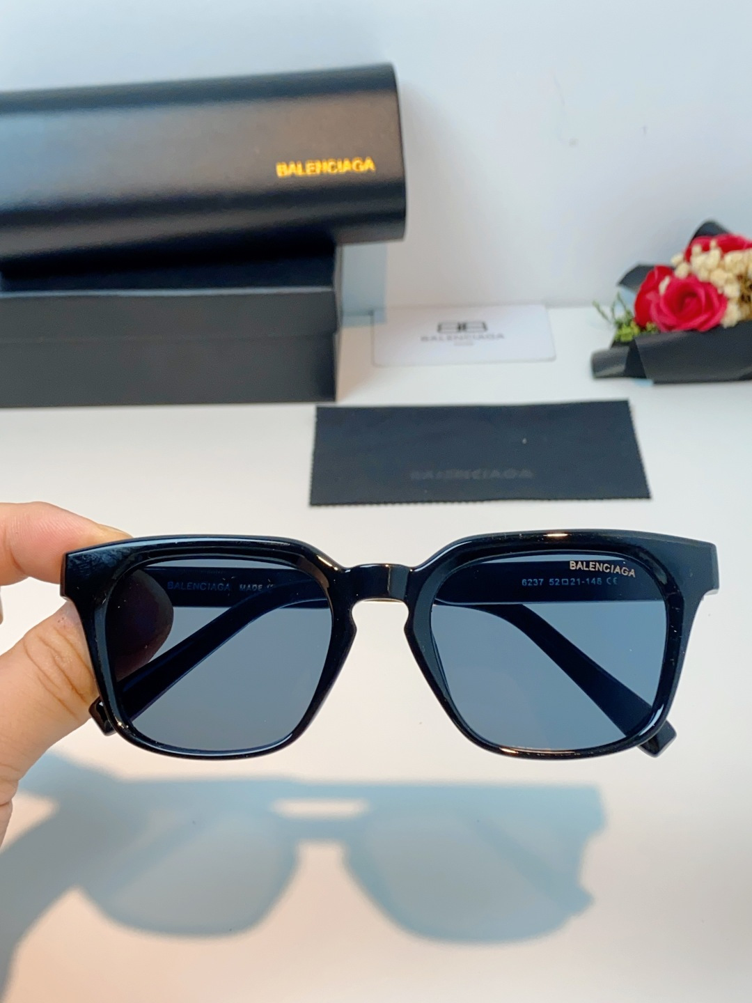 BALENCIAGA巴黎世家 2026新款多边形眼镜框男女潮可配近视防蓝光韩版复古时尚 男女通用