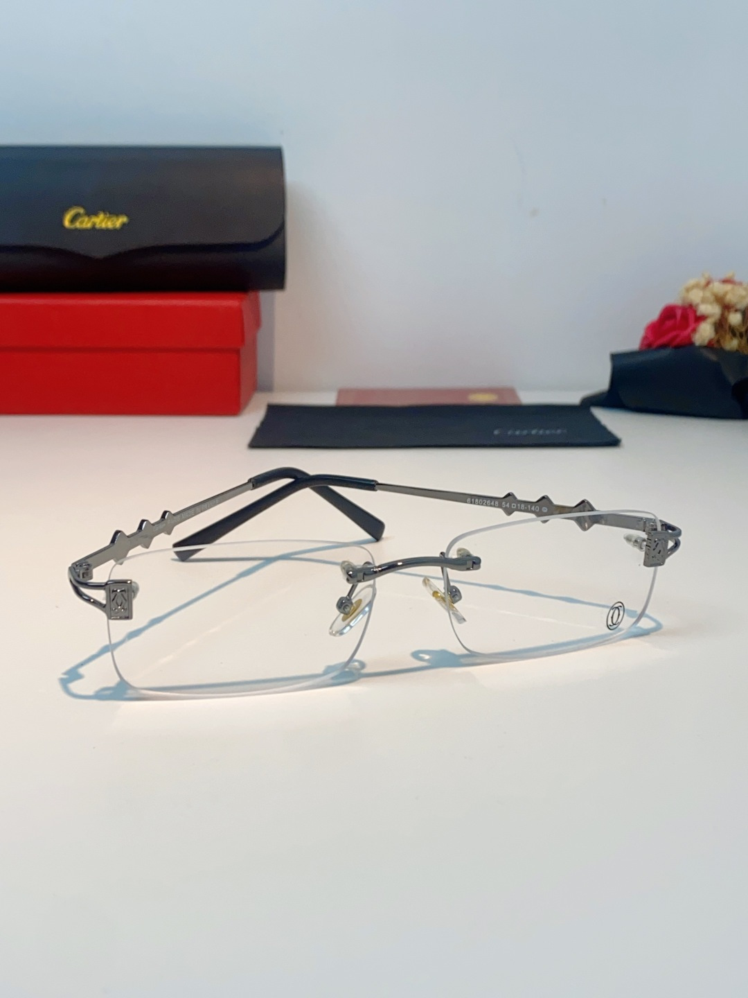 Cartier卡地亚 2026新春款复古简约方形无边框男士大脸墨镜斯文痞帅防紫外线太阳镜女韩版潮 男女通