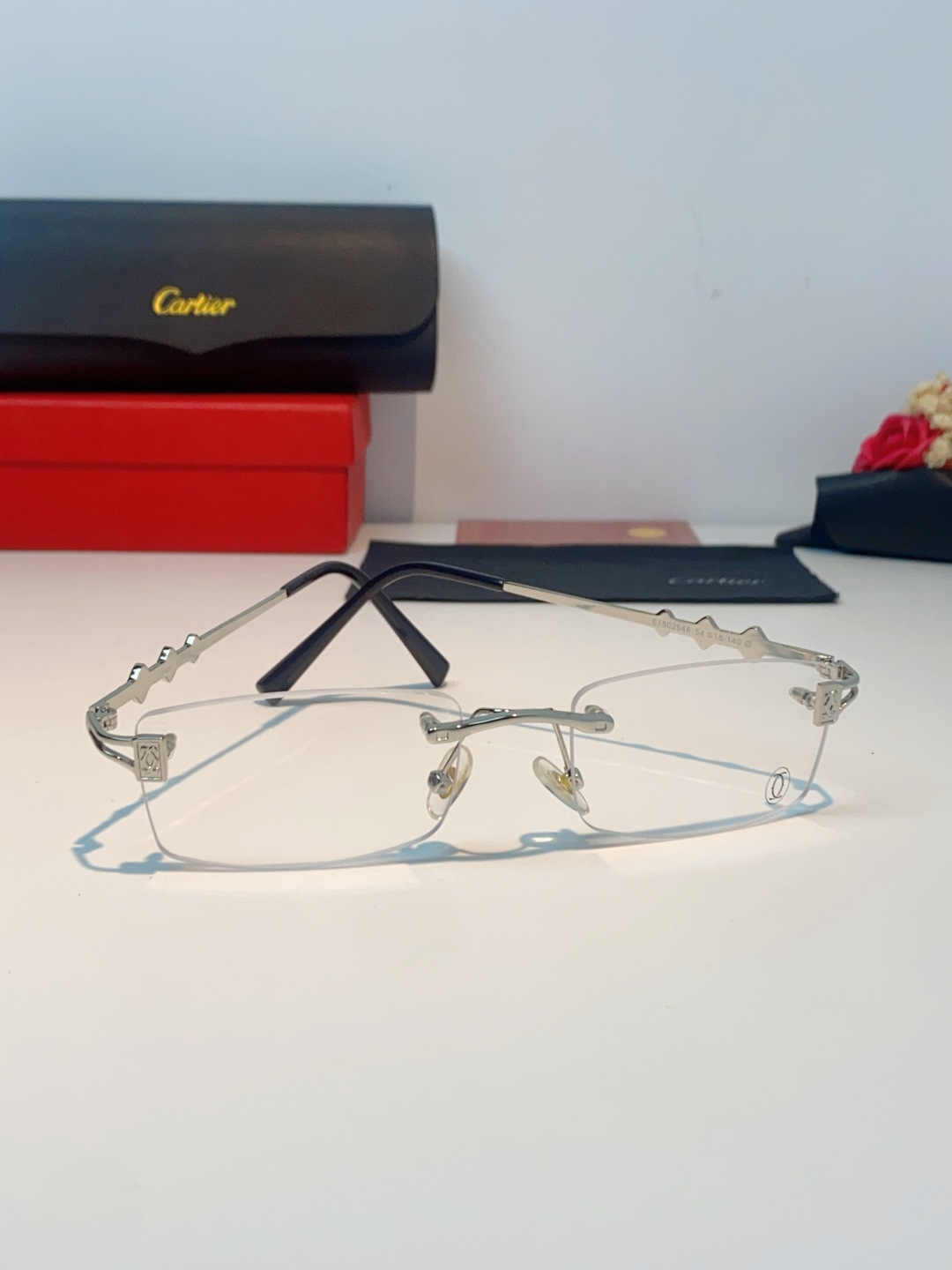 Cartier卡地亚 2026新春款复古简约方形无边框男士大脸墨镜斯文痞帅防紫外线太阳镜女韩版潮 男女通