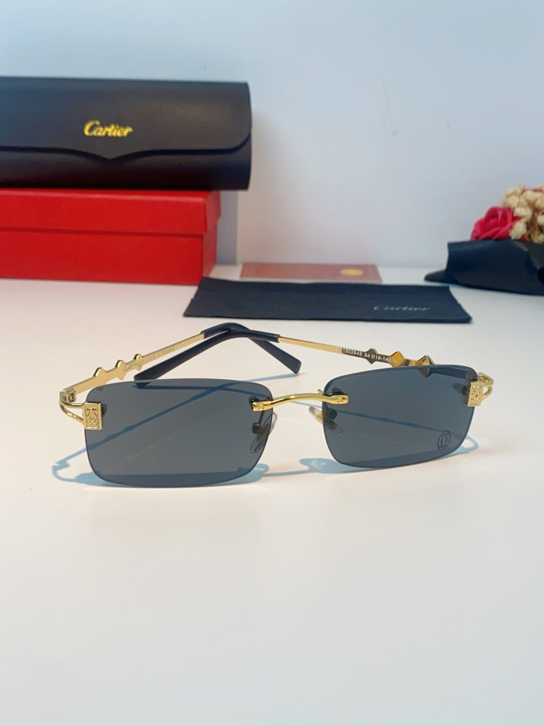 Cartier卡地亚 2026新春款复古简约方形无边框男士大脸墨镜斯文痞帅防紫外线太阳镜女韩版潮 男女通