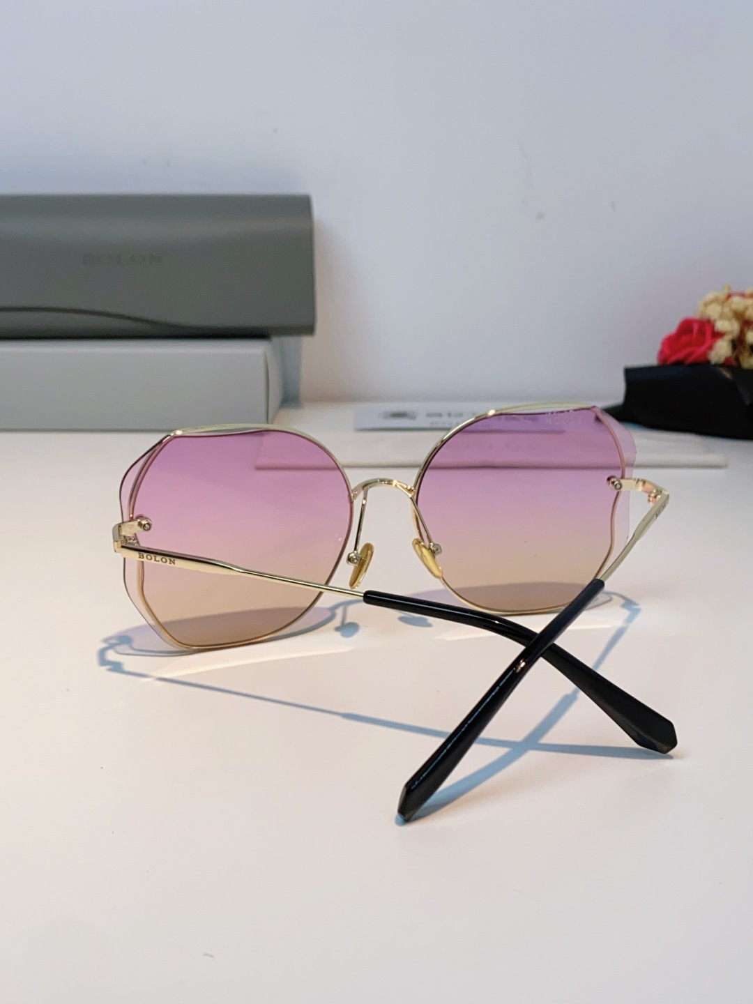 BOLON暴龙眼镜 2026新品太阳镜 蝶形墨镜女偏光镜