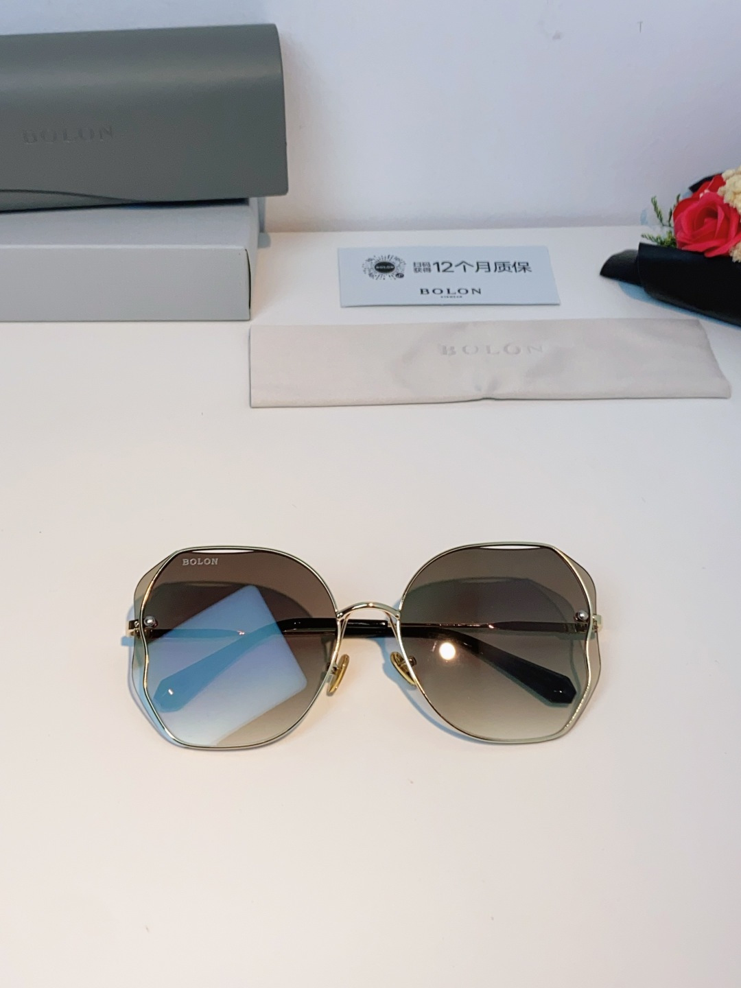 BOLON暴龙眼镜 2026新品太阳镜 蝶形墨镜女偏光镜