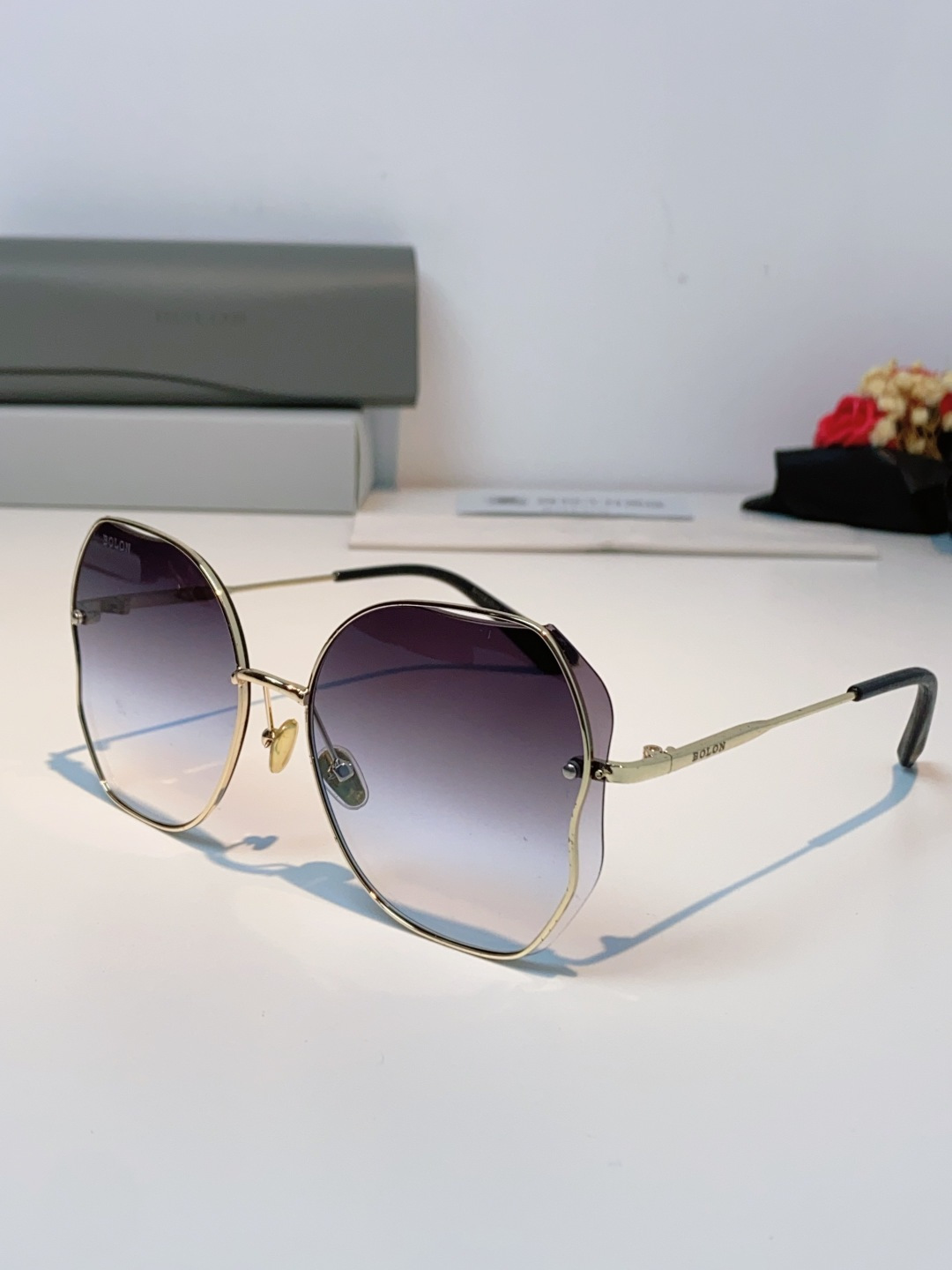 BOLON暴龙眼镜 2026新品太阳镜 蝶形墨镜女偏光镜