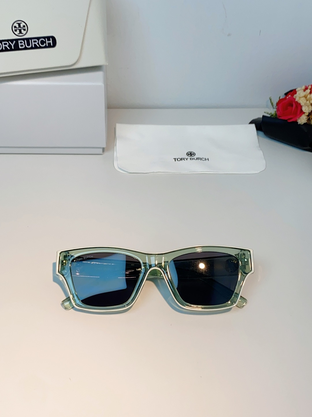 Tory Burch托里伯奇 方镜框 朋克个性时尚太阳镜 男女通用 个性方形粗框猫眼设计旅游海边经典太阳