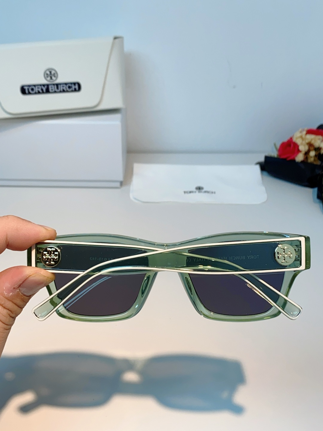 Tory Burch托里伯奇 方镜框 朋克个性时尚太阳镜 男女通用 个性方形粗框猫眼设计旅游海边经典太阳