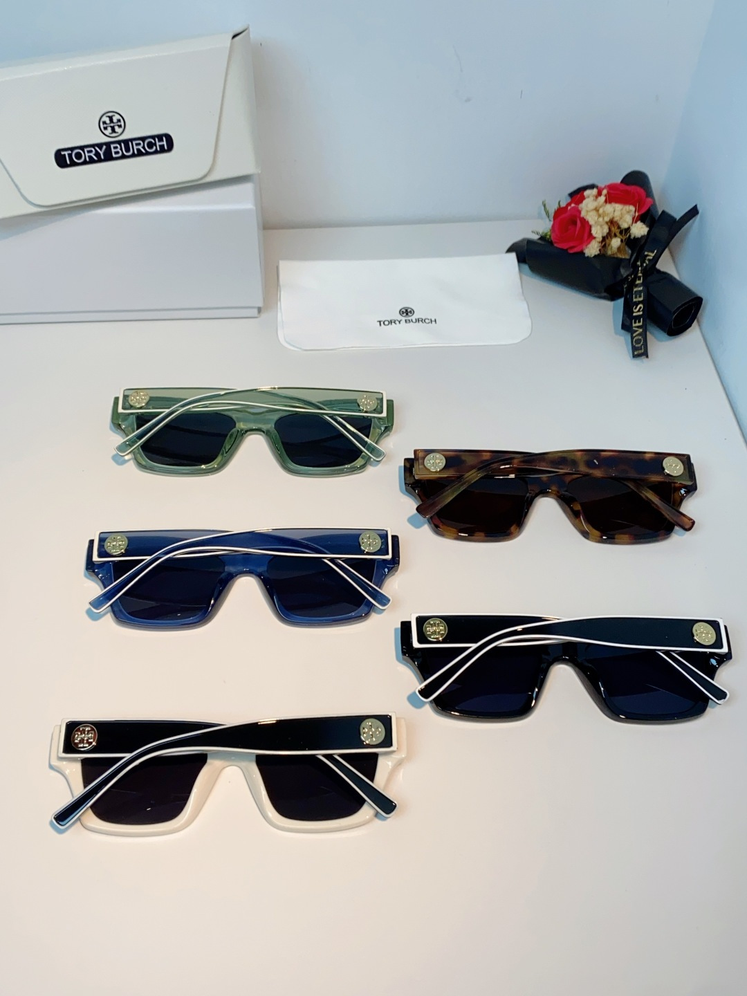 Tory Burch托里伯奇 方镜框 朋克个性时尚太阳镜 男女通用 个性方形粗框猫眼设计旅游海边经典太阳