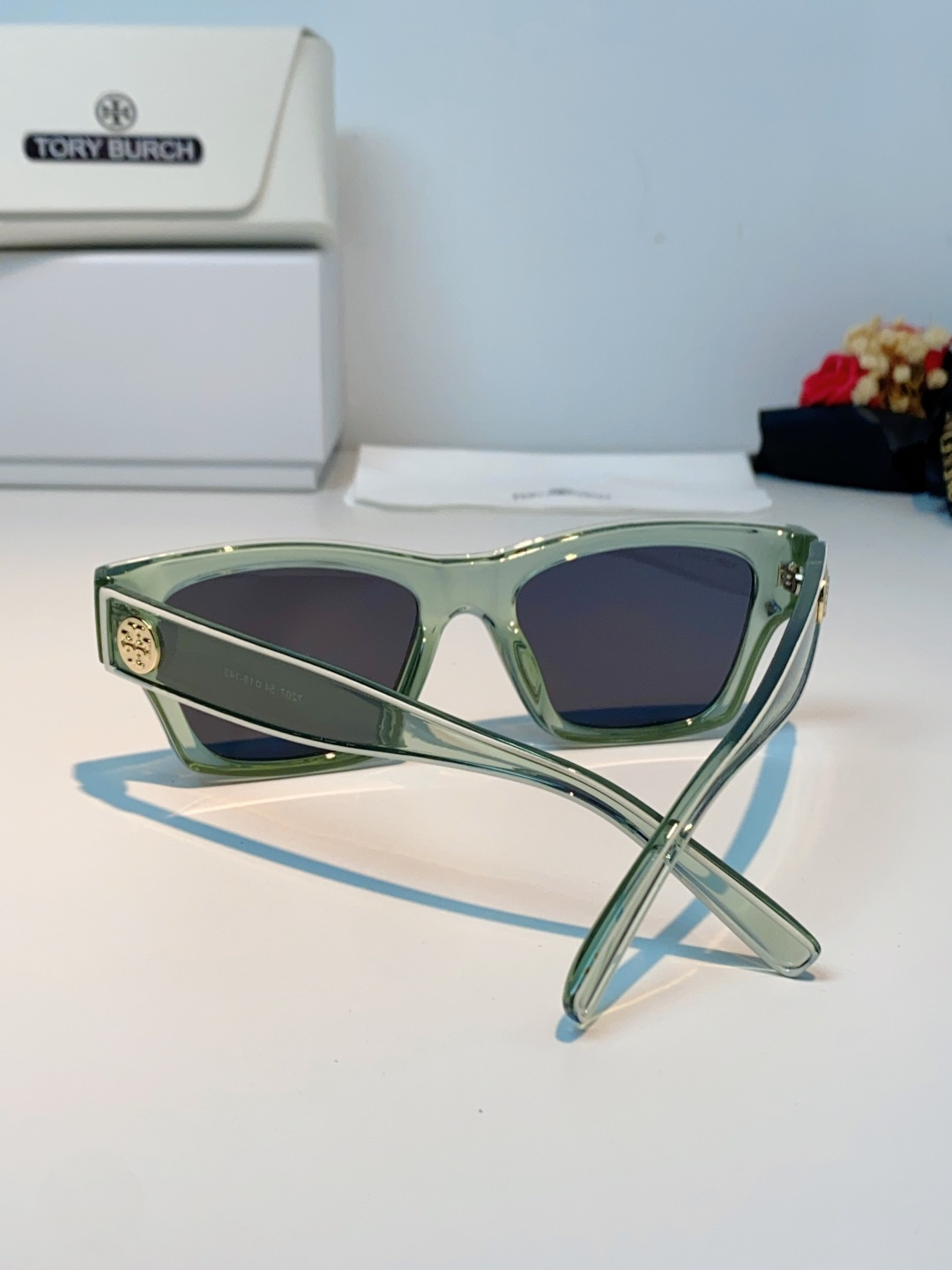 Tory Burch托里伯奇 方镜框 朋克个性时尚太阳镜 男女通用 个性方形粗框猫眼设计旅游海边经典太阳