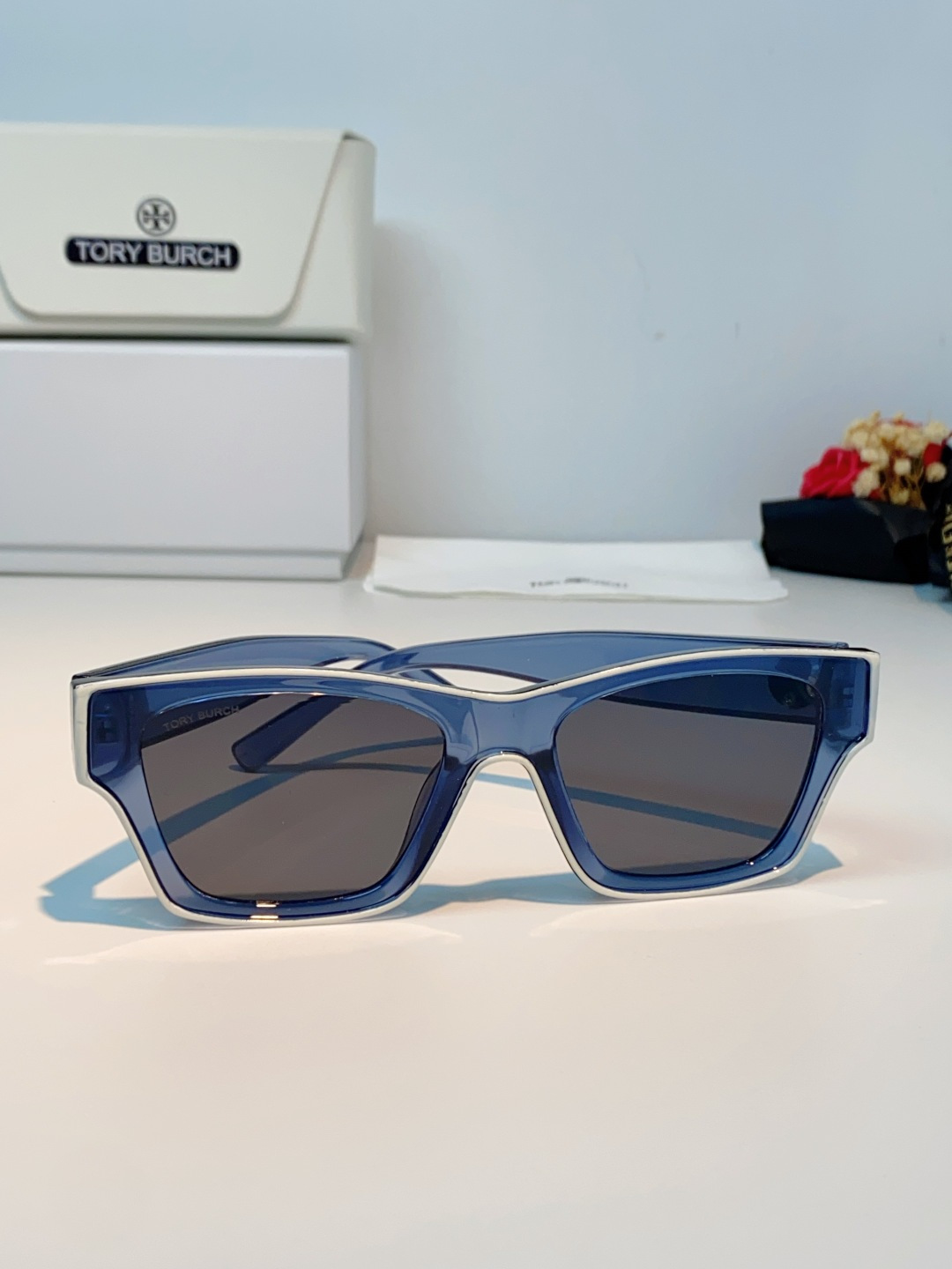 Tory Burch托里伯奇 方镜框 朋克个性时尚太阳镜 男女通用 个性方形粗框猫眼设计旅游海边经典太阳