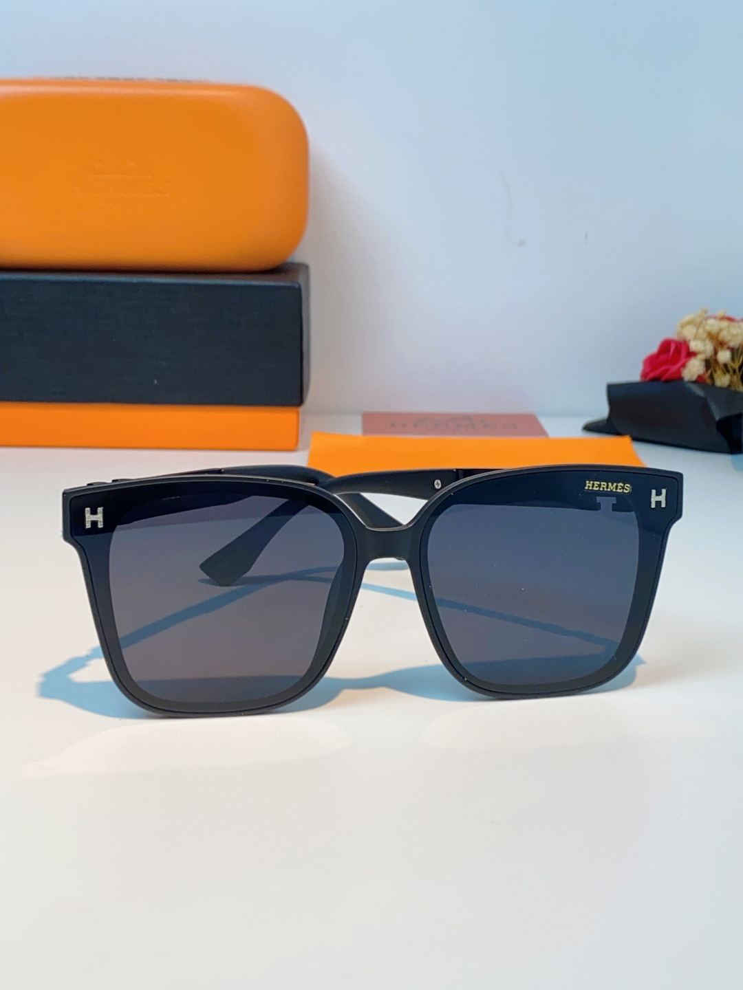 Hermes爱马仕 2026新款高级感墨镜女个性方圆脸海边防紫外线太阳镜登山徒步防晒眼镜 男女通用
