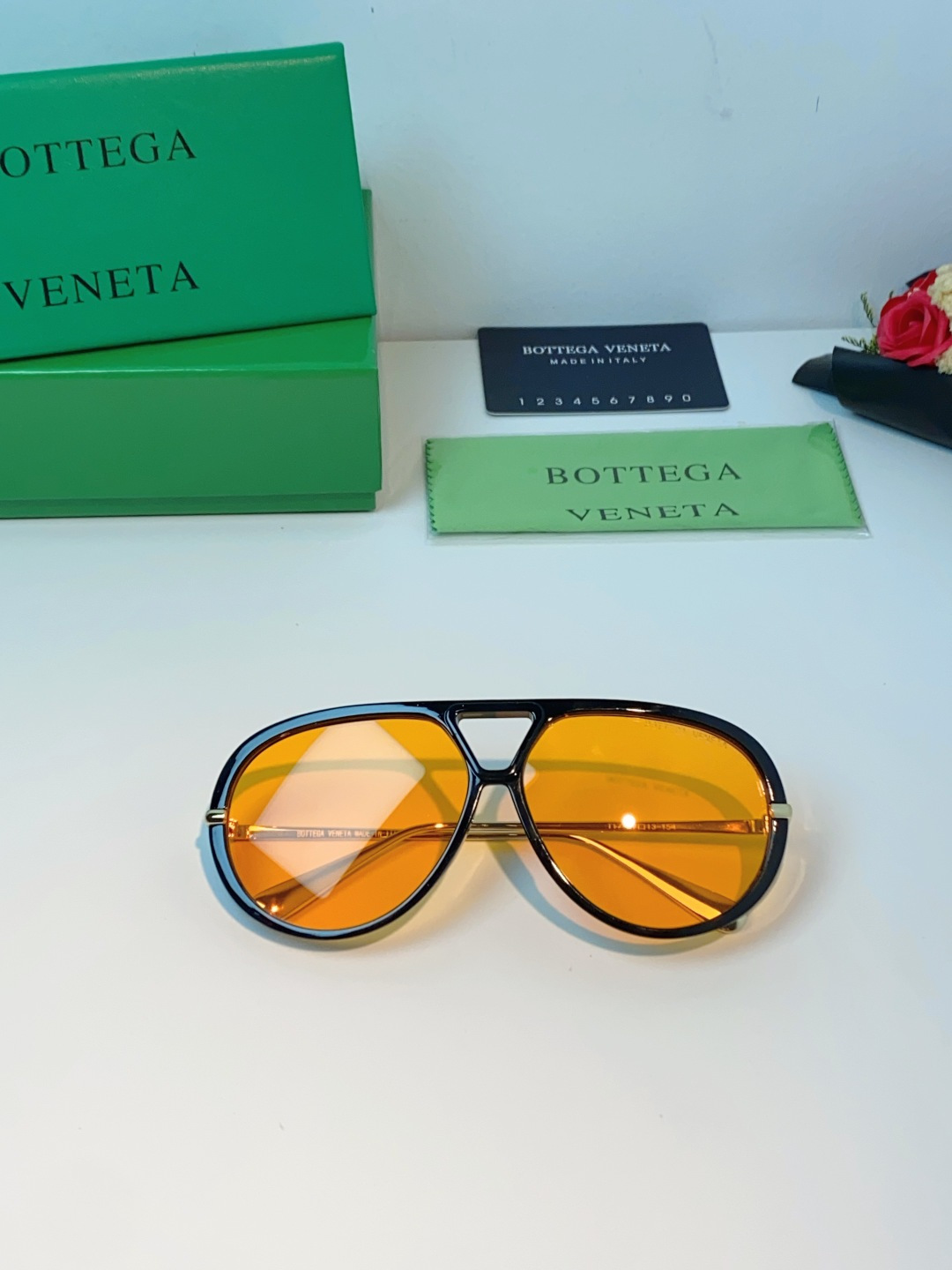 BottegaVeneta宝缇嘉 ,2026新款飞行员式太阳眼镜蛤蟆板材金属瘦脸大框防紫外线墨镜