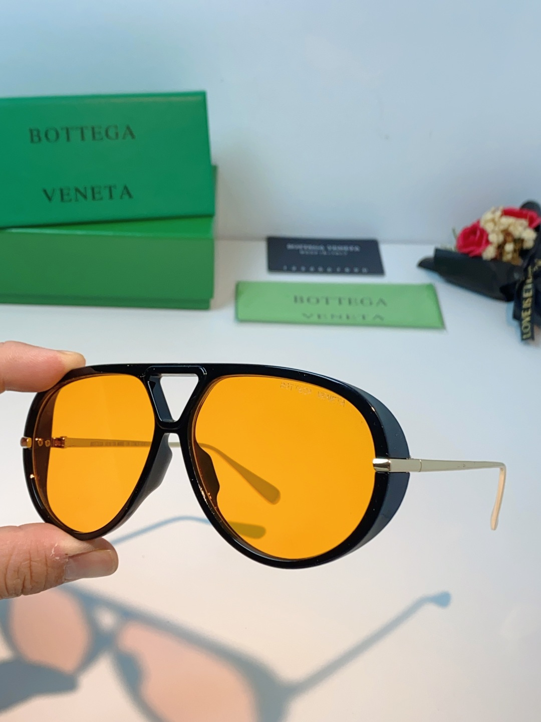 BottegaVeneta宝缇嘉 ,2026新款飞行员式太阳眼镜蛤蟆板材金属瘦脸大框防紫外线墨镜