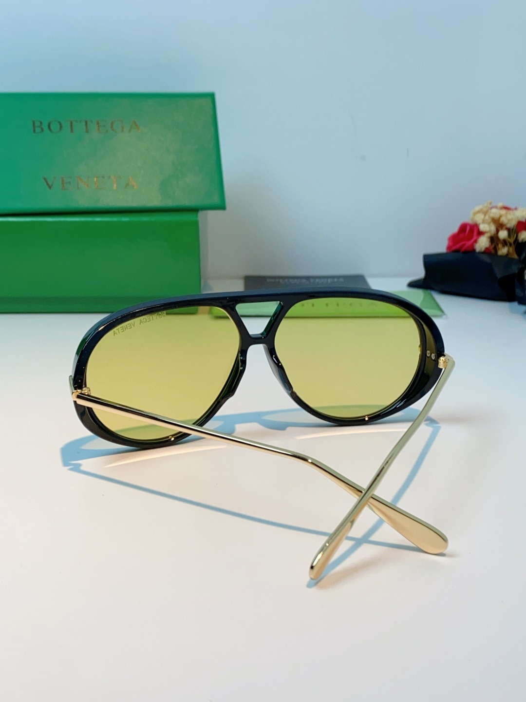 BottegaVeneta宝缇嘉 ,2026新款飞行员式太阳眼镜蛤蟆板材金属瘦脸大框防紫外线墨镜