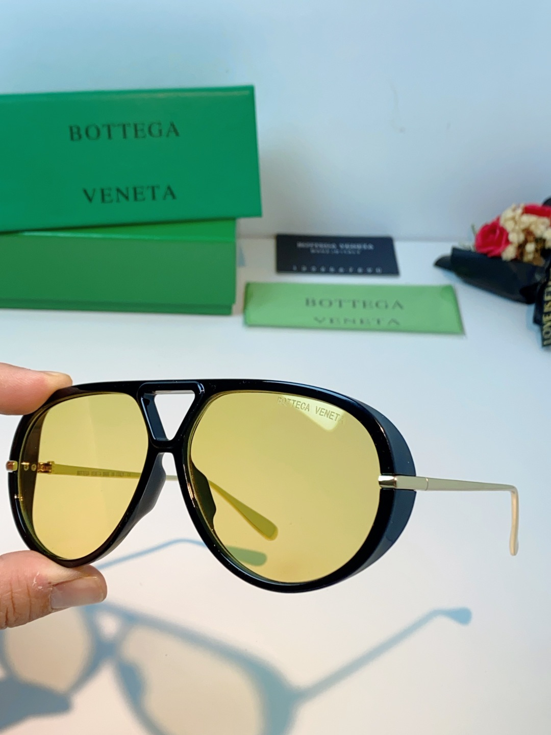BottegaVeneta宝缇嘉 ,2026新款飞行员式太阳眼镜蛤蟆板材金属瘦脸大框防紫外线墨镜