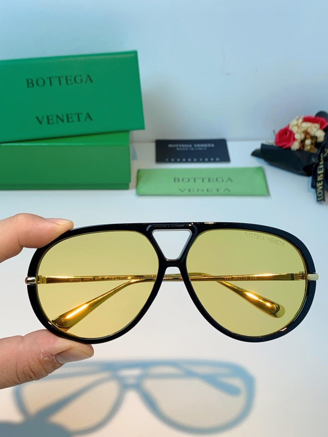 BottegaVeneta宝缇嘉 ,2026新款飞行员式太阳眼镜蛤蟆板材金属瘦脸大框防紫外线墨镜