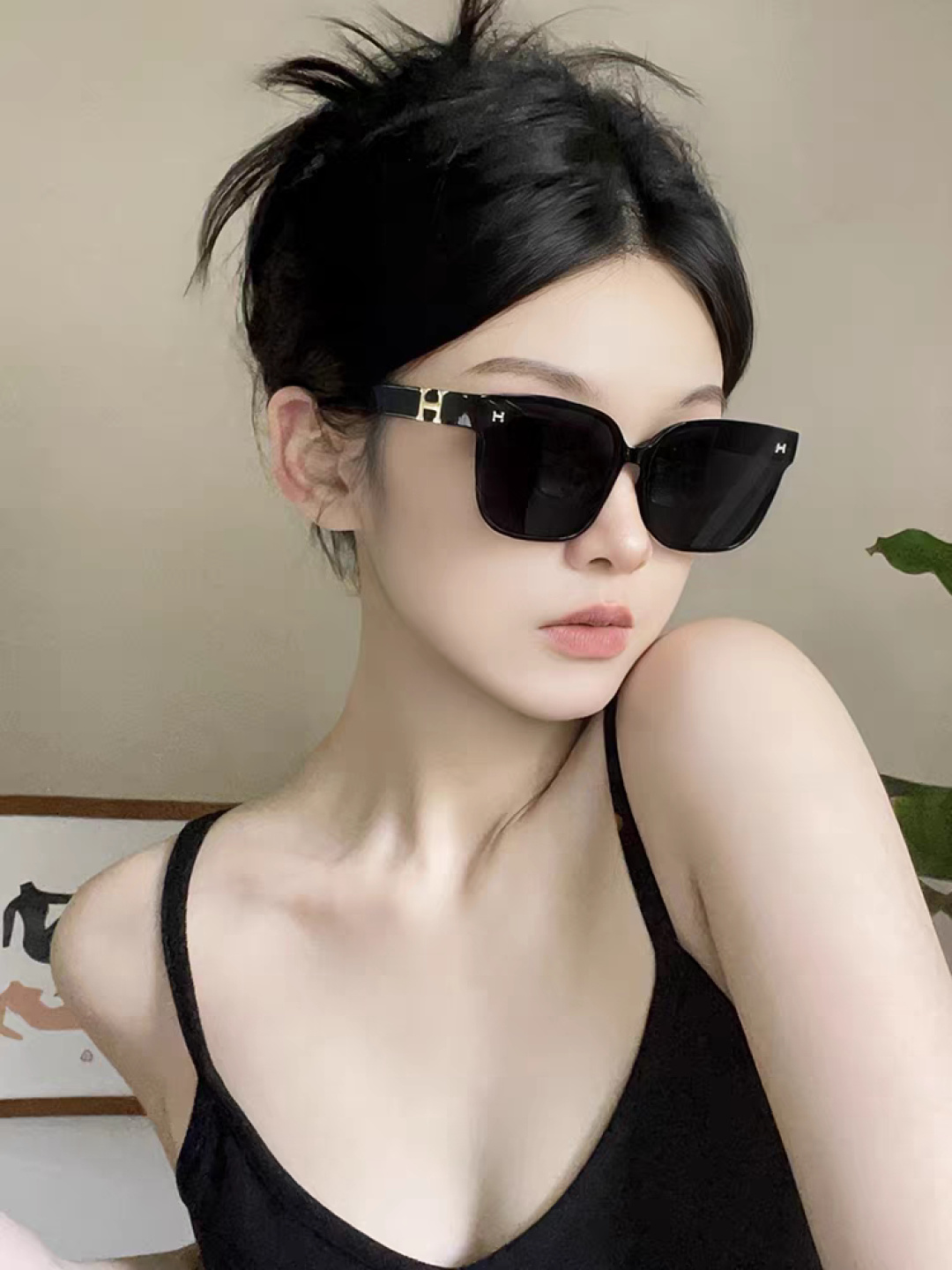 Hermes爱马仕 2026新款高级感墨镜女个性方圆脸海边防紫外线太阳镜登山徒步防晒眼镜 男女通用