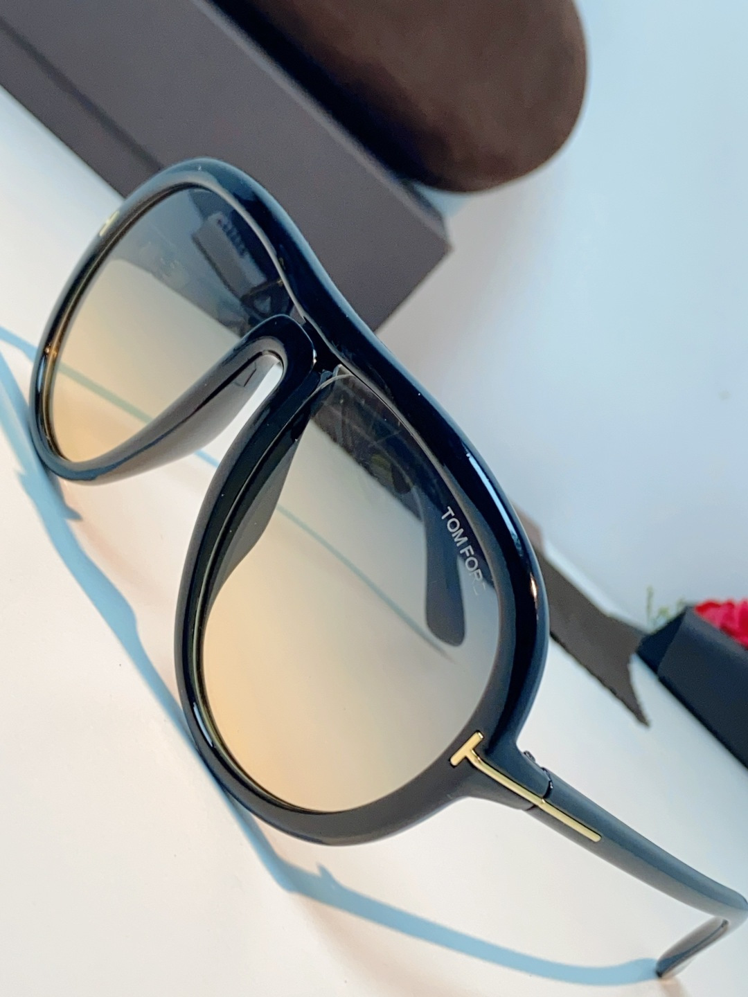TomFord汤姆福特 2026新款欧美复古大框圆脸显瘦蛤蟆镜男女潮户外骑行遮阳太阳眼镜嘻哈墨镜
