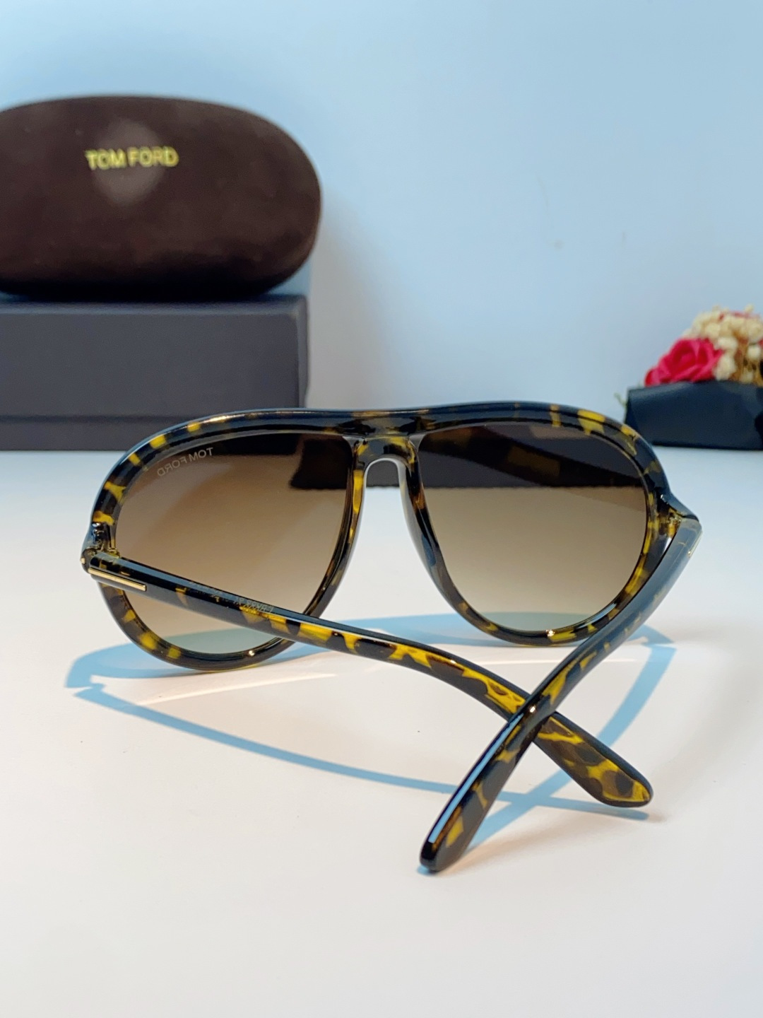 TomFord汤姆福特 2026新款欧美复古大框圆脸显瘦蛤蟆镜男女潮户外骑行遮阳太阳眼镜嘻哈墨镜